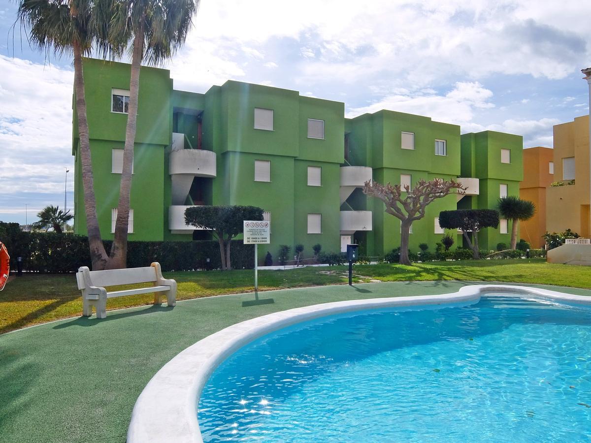 Los Juncos Apartamentos - Solo Familias Oliva Kültér fotó