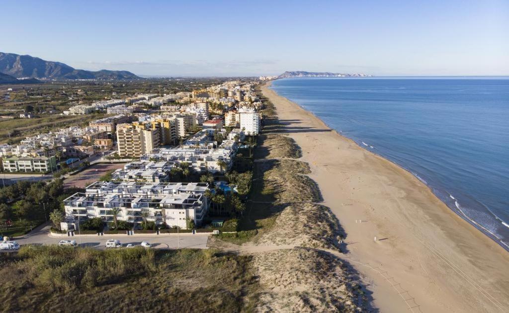 Los Juncos Apartamentos - Solo Familias Oliva Kültér fotó